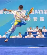 多面手段轮番上阵，赛事情报曝光，谁主沉浮的简单介绍
