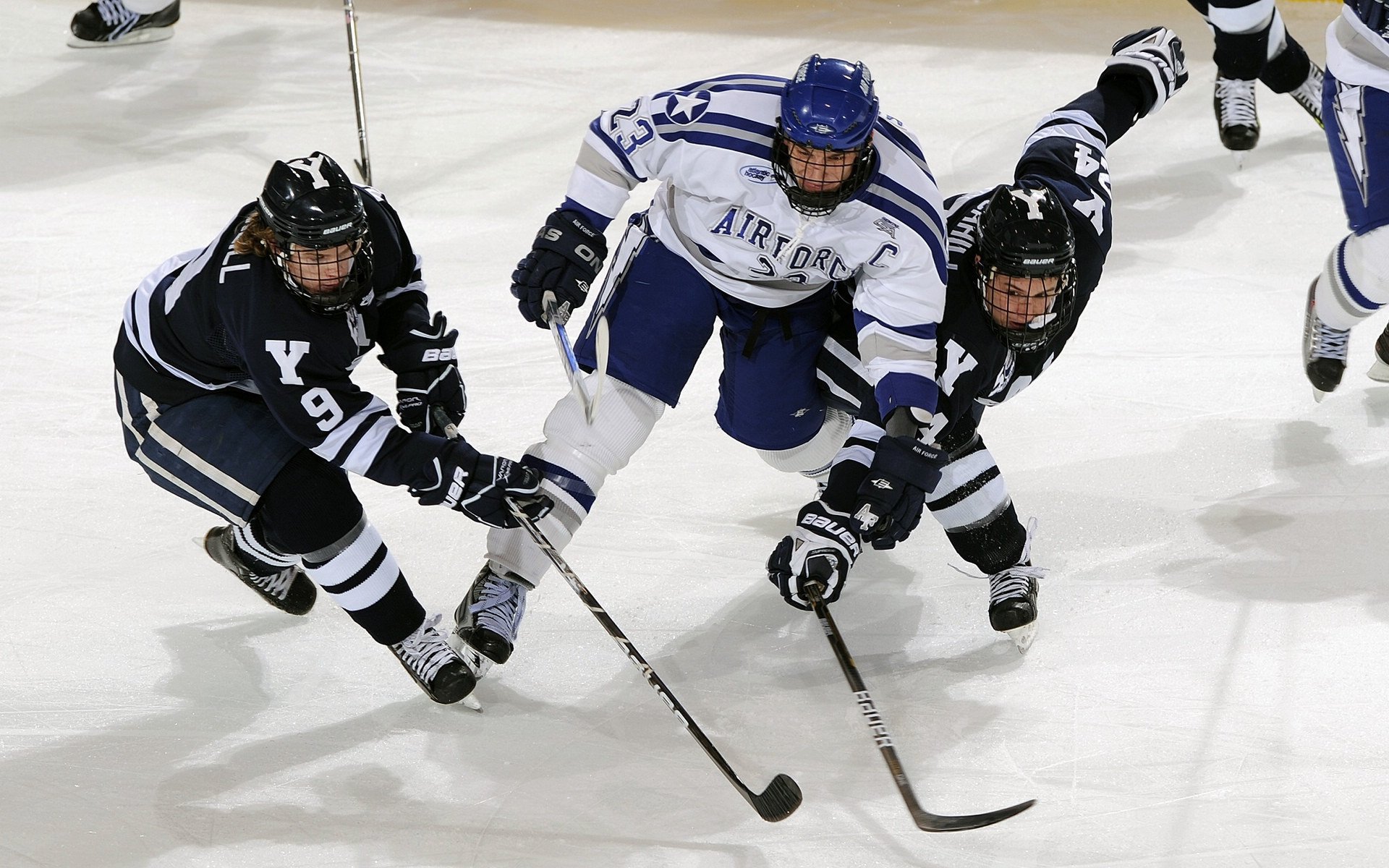 梅西回归赛场，连败首场状态亮眼，美国队观众沸腾！